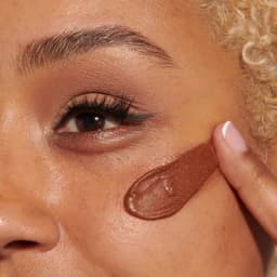 HUDA BEAUTY EASY BLUR BRONZE FUDGE - 2